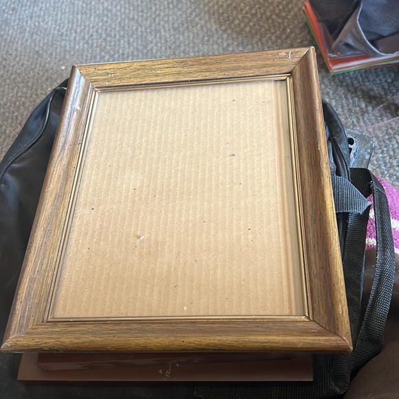 Frames - Picture 3 of 4